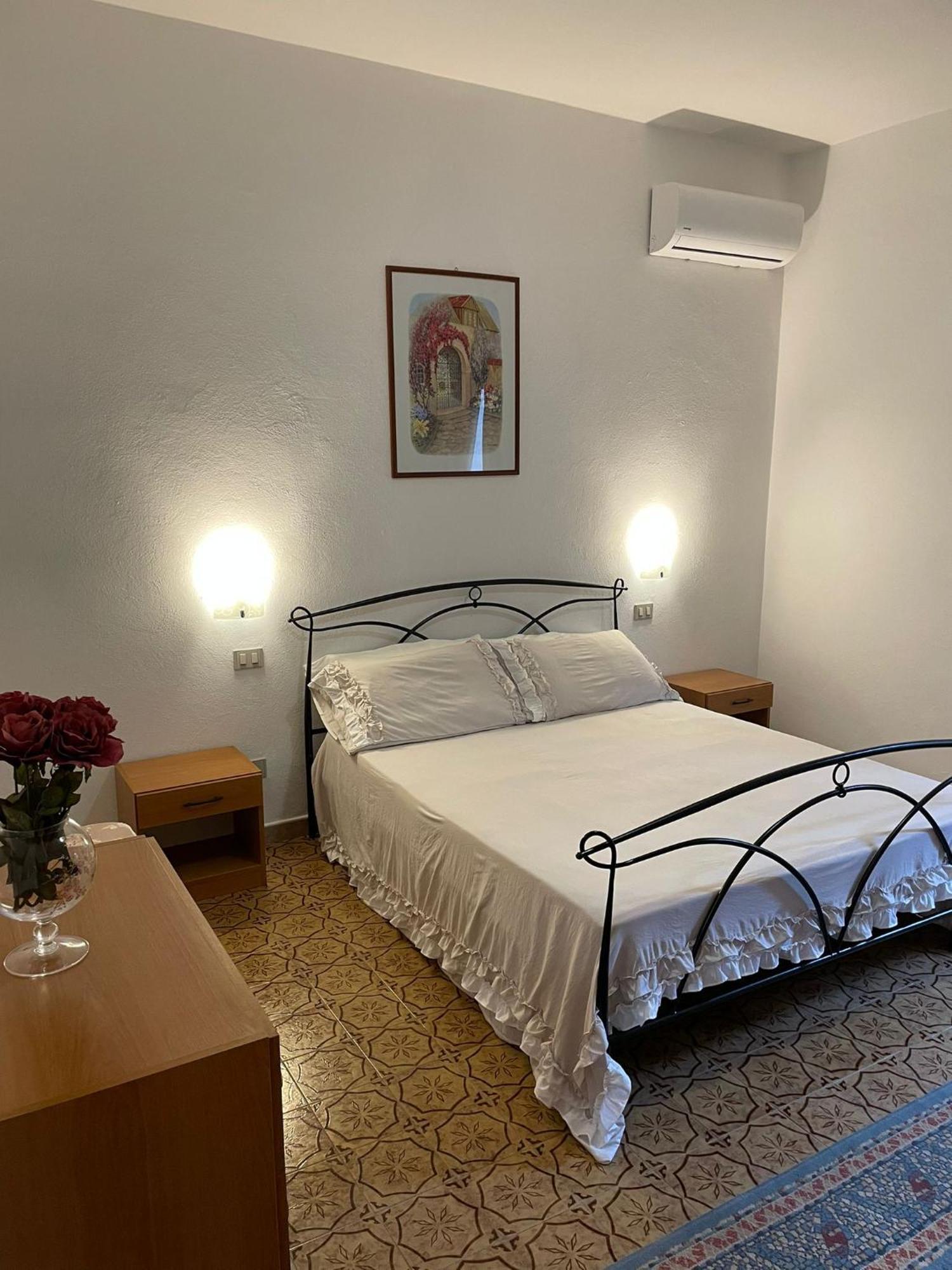 Villa Casa Beatrice Pula Esterno foto
